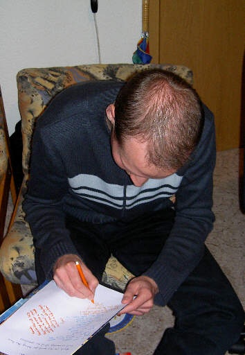 Dirk - writing some thanx to Hannah ...